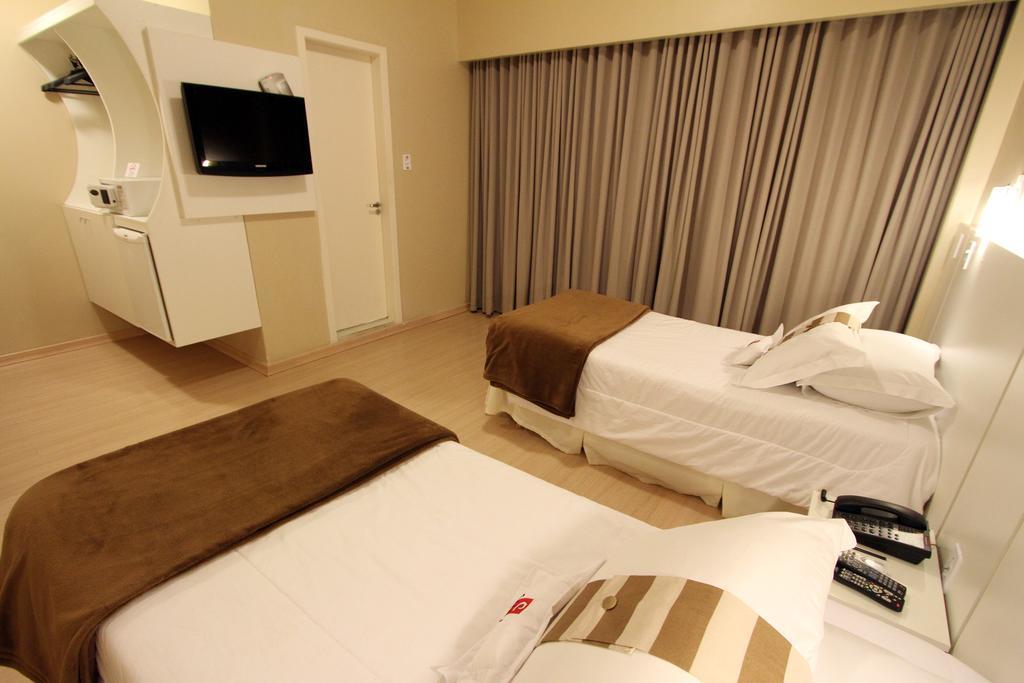 Hotel Curi Executive Pelotas Bilik gambar