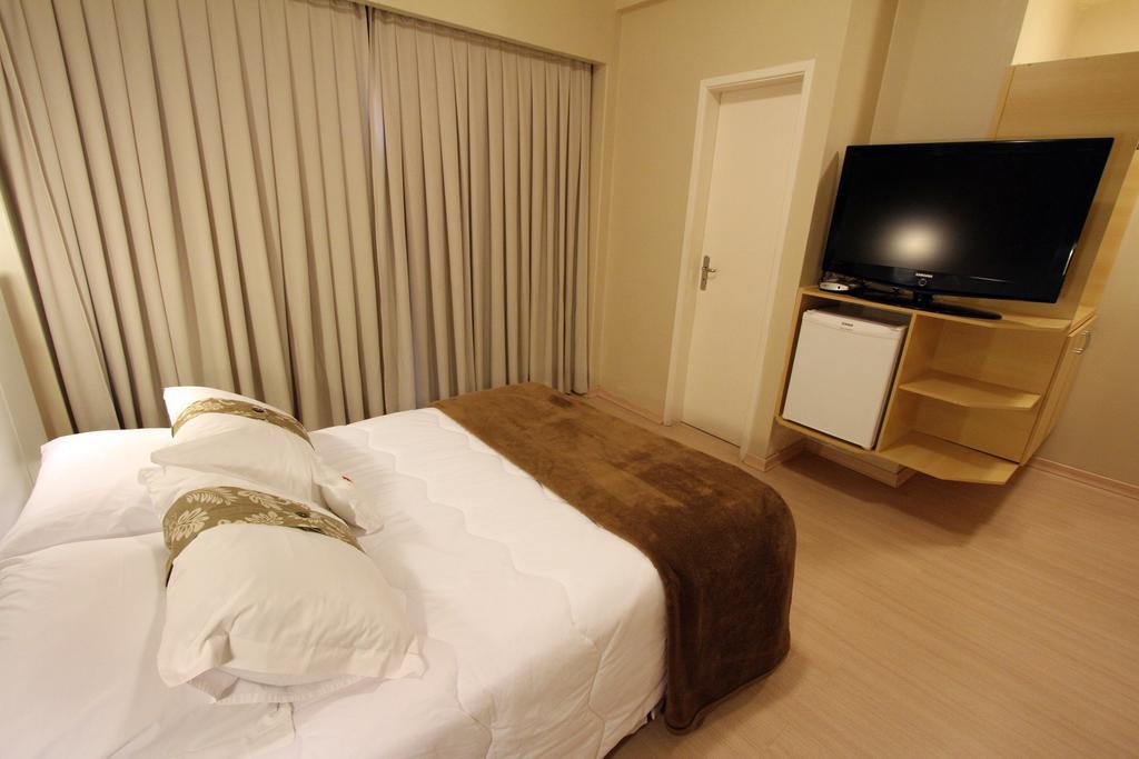 Hotel Curi Executive Pelotas Bilik gambar