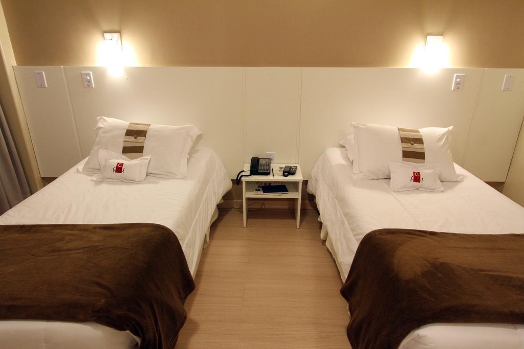 Hotel Curi Executive Pelotas Bilik gambar