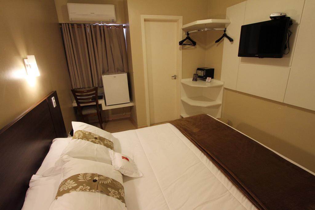 Hotel Curi Executive Pelotas Bilik gambar