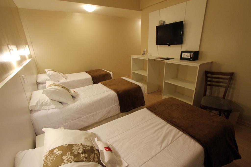 Hotel Curi Executive Pelotas Bilik gambar