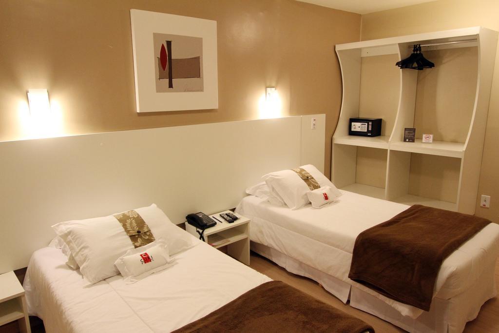 Hotel Curi Executive Pelotas Bilik gambar